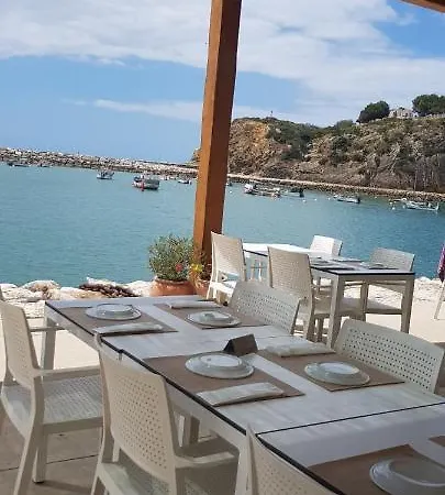 Albufeirasun, Arrive As A Guest Leave As A Friend. * البوفيرا