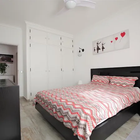 Апартаменты Albufeirasun, Arrive As A Guest Leave As A Friend. *