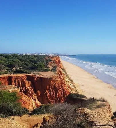 Albufeirasun, Arrive As A Guest Leave As A Friend. * Албуфейра